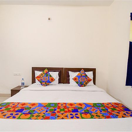 Fabexpress Sr Hotel Bārang Exterior photo