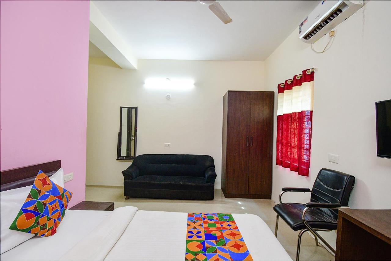 Fabexpress Sr Hotel Bārang Exterior photo