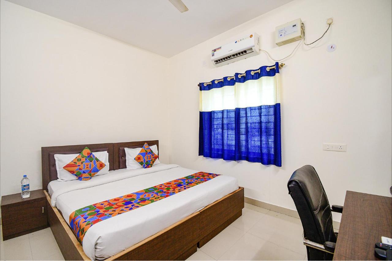Fabexpress Sr Hotel Bārang Exterior photo