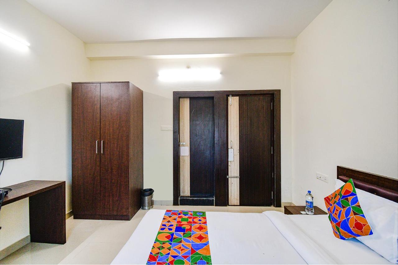 Fabexpress Sr Hotel Bārang Exterior photo